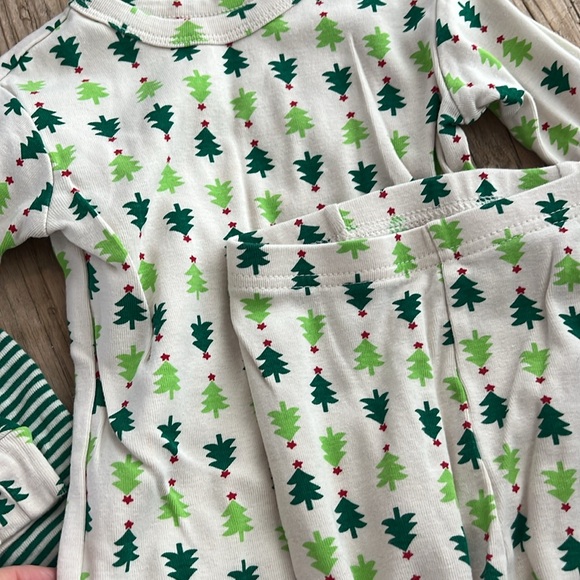 Set of Holiday Pjs - Picture 6 of 7